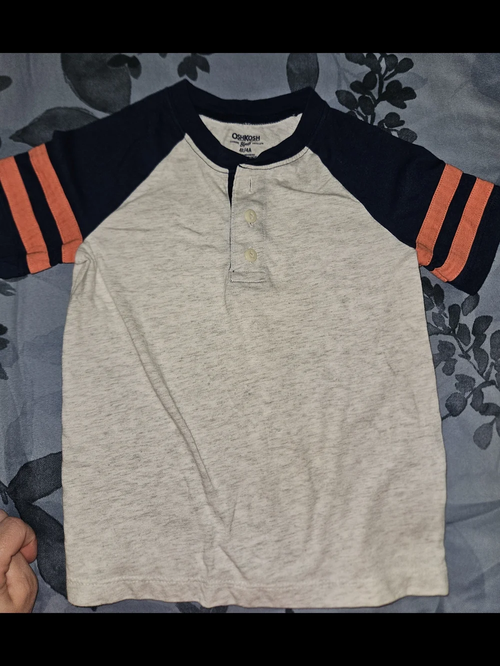 OshKosh B'gosh Gray Body Navy Raglan Henley Tee with Orange Stripes 4T